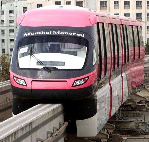 Mumbai Monorail on tracks | Image Courtesy: kmhouseindia.blogsspot.com